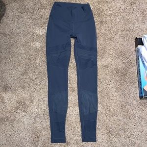 Lulu Lemon Grey tights